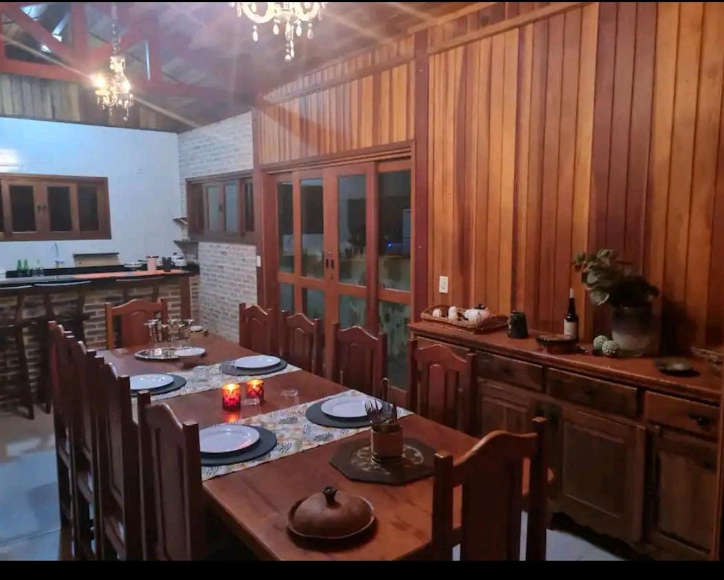 Casa de férias Casa Grande De Em Fechado Na Lagoinha *
