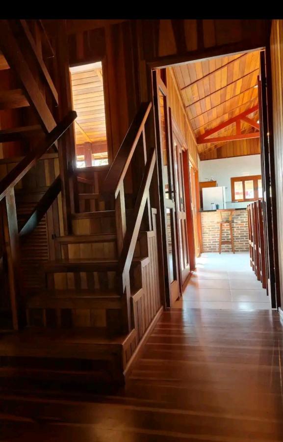 Casa Grande De Em Fechado Na Lagoinha Ubatuba